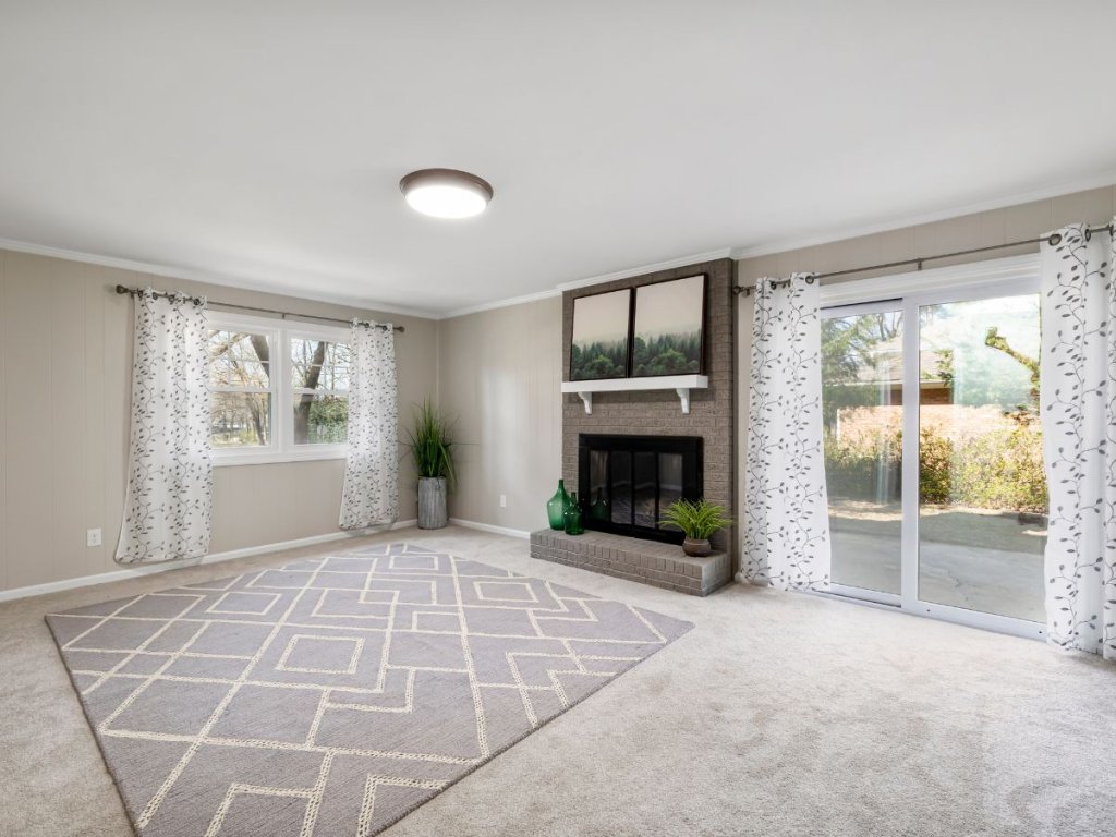 Curtains That Complement Carpet
